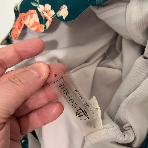 Cupshe Green Pink Floral Criss Cross Back One Piece Swimsuit Womens Size M - Picture 12 of 12